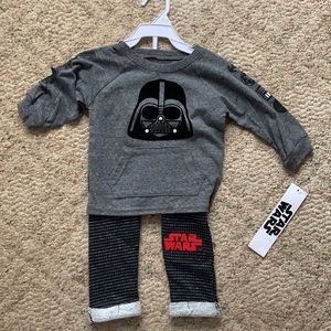 NWT Infant Star Wars outfit size 12 months